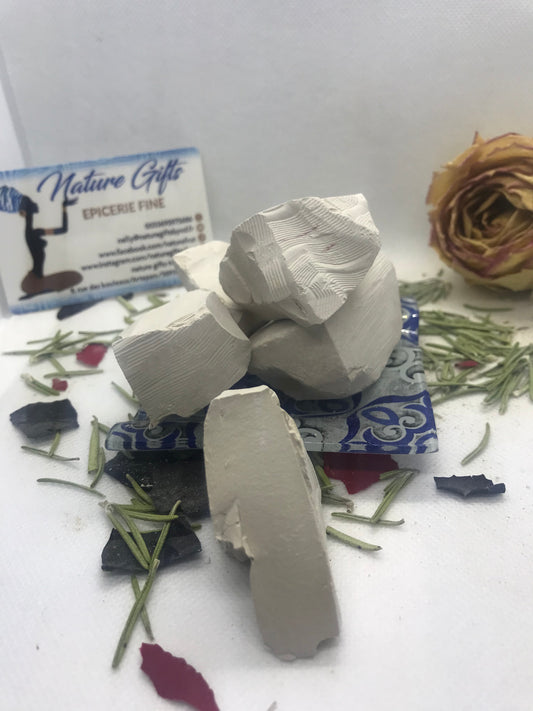 Kaolin collant nature du Cameroun encore appelé Argile blanche